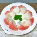 はらぺこしろうさぎ's cooksnap of when they made かぶの薔薇・花びら甘酢漬け.