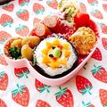 あやちん０８１６'s cooksnap of when they made キャラ弁にも☆簡単♪太陽くんおにぎらず.