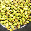 チョコちゃんみなと's cooksnap of when they made 超早！黒胡椒枝豆 火を使わなくてOK.