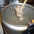 晴ドン's cooksnap of when they made 圧力鍋を使った鶏ガラスープのとりかた.