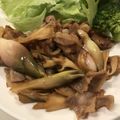 ☆ゆぅころりん☆'s cooksnap of when they made 茗荷と豚肉炒め.