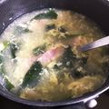 kanjuna's cooksnap of when they made 超簡単！卵とベーコンのコンソメスープ！.