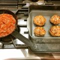 よし坊's cooksnap of when they made つなぎは不要の肉肉しいハンバーグ！簡単！.