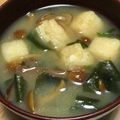 ようさんママ's cooksnap of when they made 卵白消費に、なめこと生わかめの味噌汁.