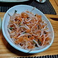 クックBNQ5PD☆'s cooksnap of when they made 簡単！もやしと人参、貝割れ大根の胡麻和え.