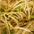 クックV5WIEJ☆'s cooksnap of when they made ピーマン・もやし・しらすの炒め物.