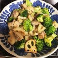 ジェイソンまま's cooksnap of when they made 塩麹鶏もも肉とレンコンの炒め煮.