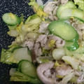 クロだんご's cooksnap of when they made 豚肉と鶏肉できゅうりとセロリの中華炒め.
