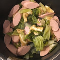 kijuhyt's cooksnap of when they made 魚肉ソーセージとキャベツ、油揚げの煮物.