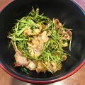 あいちー☻'s cooksnap of when they made 豚肉と豆苗の梅ポン炒め.