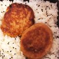 ♡greentea♡'s cooksnap of when they made 焼肉のたれで簡単＊お豆腐人参豚バーグ.