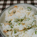 白バラ牛's cooksnap of when they made 鮭と大葉とレモンのさっぱりちらし寿司.