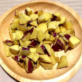 narizonari's cooksnap of when they made フライパンで分量簡単！揚げない大学芋♪.