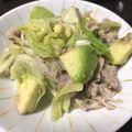 yurippii's cooksnap of when they made 超簡単！キャベツ大量消費☆アボカド肉炒め.