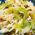 Suzuchang's cooksnap of when they made レタスとしめじともやしのピリ辛ナムル風.