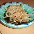 きらり流れ星's cooksnap of when they made もずく酢もやし.