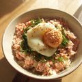 ラリー＆サラ's cooksnap of when they made 鮭そぼろと大葉の粉チーズ温玉丼♪.
