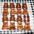 まぶたん's cooksnap of when they made 白くまさん黒くまさん抱っこクッキー.