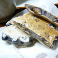 ケロらぶ's cooksnap of when they made 黒豆使い切り✿黒豆お焼き♥*:・°.