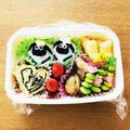 ユミペコ8010's cooksnap of when they made ひつじのショーン キャラ弁 デコ弁.