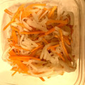 しゃんりー。's cooksnap of when they made 大根とにんじんの甘酢漬け.