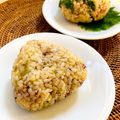 azbjbn's cooksnap of when they made ぱぱっとおにぎり★ゆかり柚子胡椒.