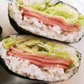 ogua's cooksnap of when they made ＊厚切りハムとレタスのおにぎらず＊.