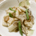 めなよ's cooksnap of when they made 山芋と舞茸の炒め物.