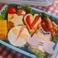 yukiron719's cooksnap of when they made キャラ弁 ✿ 超簡単ウルトラマン弁当.