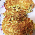 sapyo's cooksnap of when they made カニカマとキャベツのもちもち焼き.