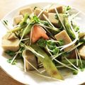 やのきさらぎ's cooksnap of when they made ごま豆腐とかいわれのわさび醤油サラダ.