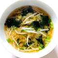 azbjbn's cooksnap of when they made もやしとわかめのお味噌汁.