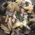 ゆうこりんp's cooksnap of when they made お弁当にダイエットに～♡鶏と筍のこぶ煮♡.