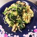 K0A9O0R8U♪'s cooksnap of when they made 鶏肉とホウレンソウの和風クリームパスタ.