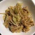 TーPON's cooksnap of when they made ごまと味ぽんで♪もやしとキャベツ♪.