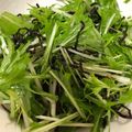 クックO4YDAU☆'s cooksnap of when they made 水菜塩こんぶサラダ.