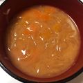 土屋はちまき's cooksnap of when they made 人参と玉ねぎ★味噌汁.