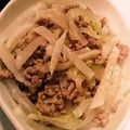 エリザベスト's cooksnap of when they made 【簡単】キャベツ大根と豚肉のポン酢和え.