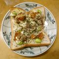 jun120121's cooksnap of when they made 唐揚げ×ﾓｯﾂｧﾚﾗ×枝豆のトースト.