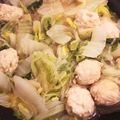 きいろのトリ's cooksnap of when they made 鶏団子と白菜の鍋.