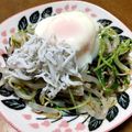 YUKIKI☆'s cooksnap of when they made もやしと豆苗の温玉ナムル.