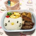 たじ満塁's cooksnap of when they made リボンピックで簡単☆キティちゃんキャラ弁.