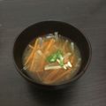☆こまっと☆'s cooksnap of when they made 大根とにんじんの味噌汁.