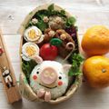 arare*'s cooksnap of when they made キャラ弁＊簡単♪ぶたちゃんおにぎり弁当.