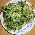 クックおおちゃん's cooksnap of when they made 酢を足してサクサク春菊の天ぷら.