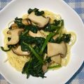☆さぶ☆☆'s cooksnap of when they made エリンギとほうれん草のガリバタ醤油炒め.