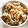 ゆーちゃん＃26's cooksnap of when they made 甘塩鮭としめじの炊き込みご飯.