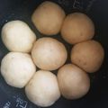 クッキングホチョ's cooksnap of when they made 炊飯器でまんまる八つ子のお豆腐パン.