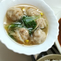 賢くんママ's cooksnap of when they made シュウマイと白菜の中華風スープ.