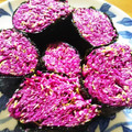 にゃ★にゃ's cooksnap of when they made 柿丿本（食用菊）の*のり巻き*胡桃入り.